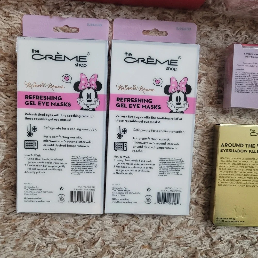 The Crème Shop Disney Beauty Set Womens Red Mickey Minnie Makeup Skincare Bundle